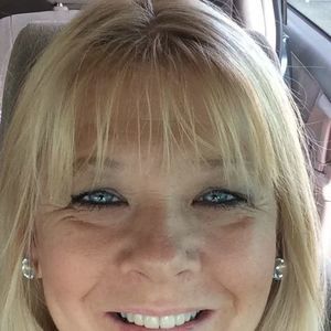 Meet your Posher, Pauline